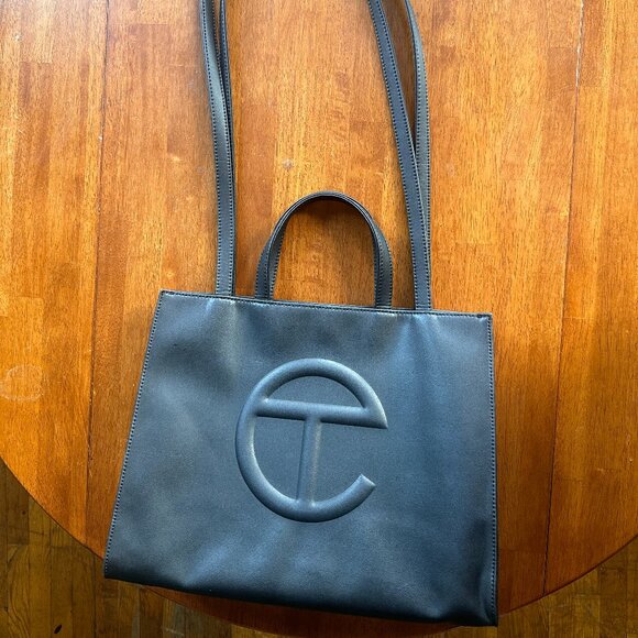 Telfar Black Medium Shopping Bag - Picture 4 of 12
